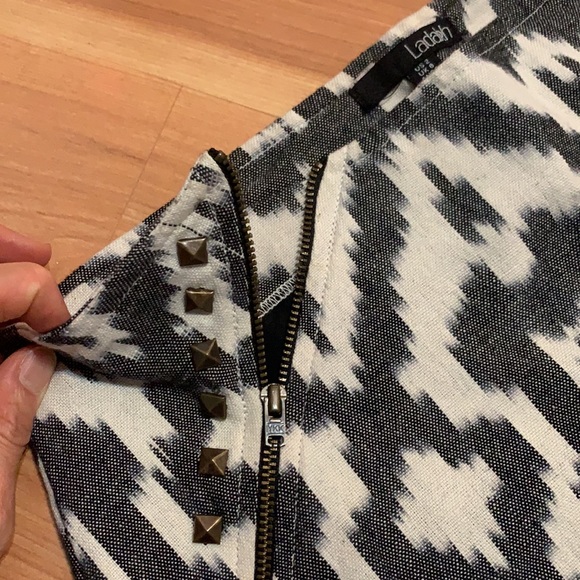 Ladakh mini skirts - Picture 5 of 6